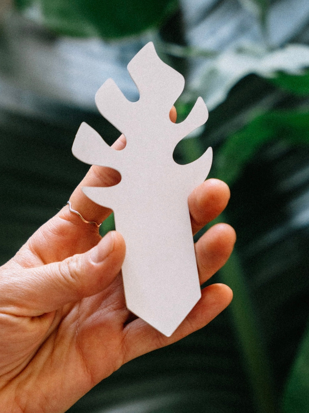 Color-Change Plant Moisture Meter