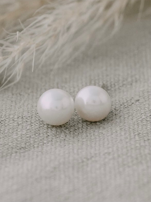 Pearl Studs
