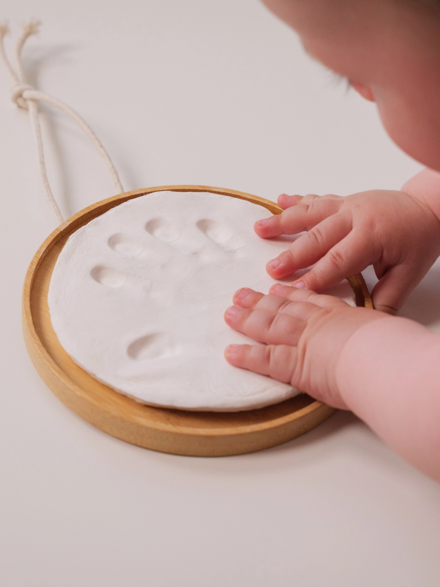 Wooden Medallion Keepsake|Baby Imprint Kit